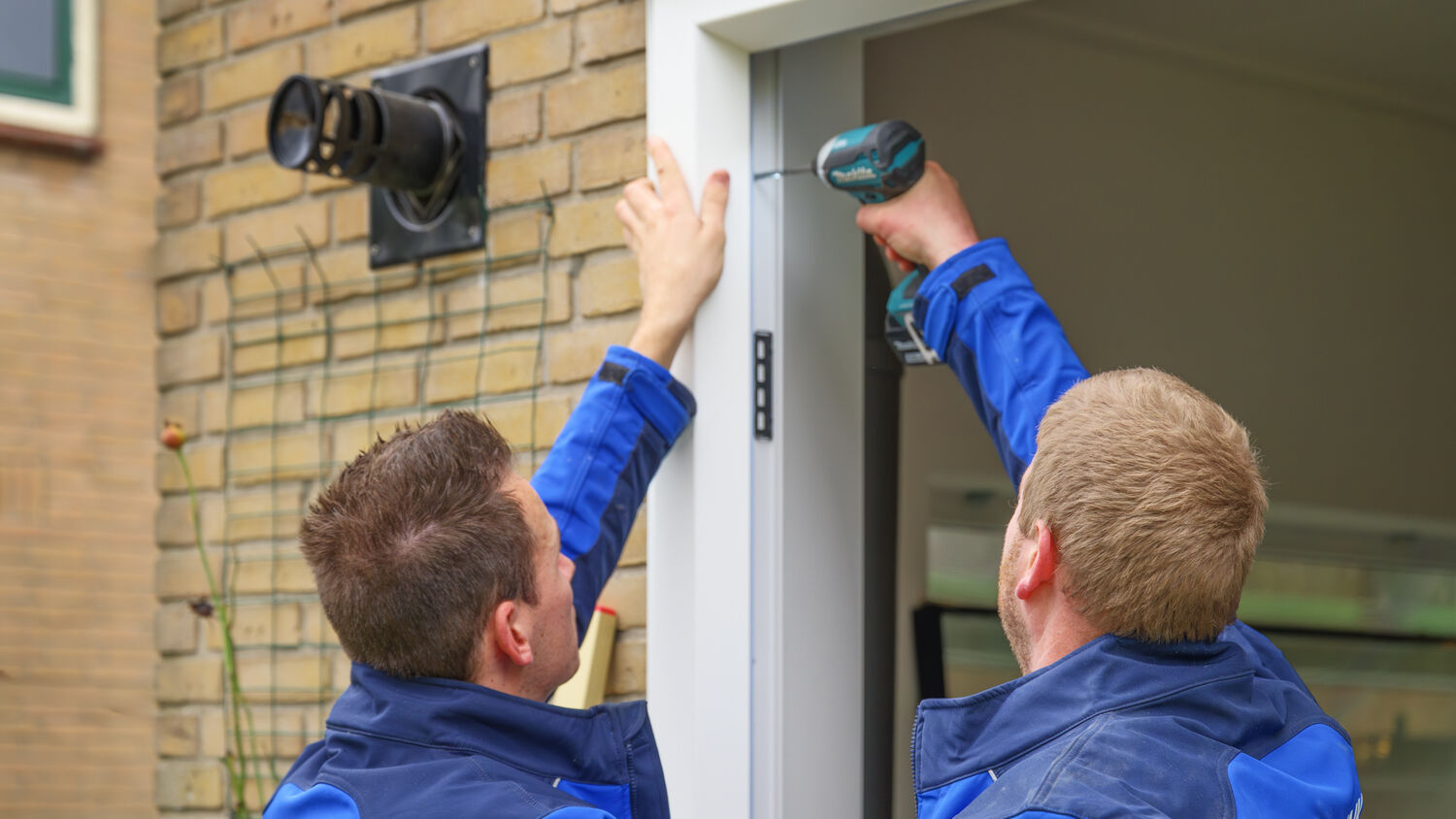 Hoe we onze kozijnen nóg beter maken met een blowerdoortest - Lensink Kozijnen