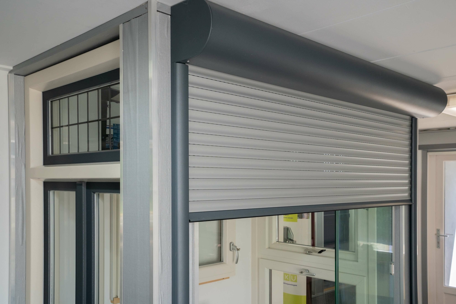 Showroom raambedekking rolluik keuzes