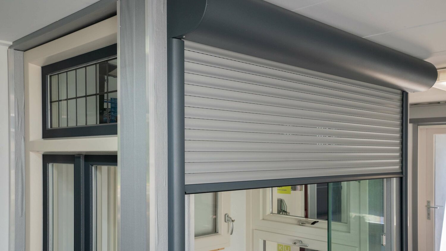 Showroom raambedekking rolluik keuzes