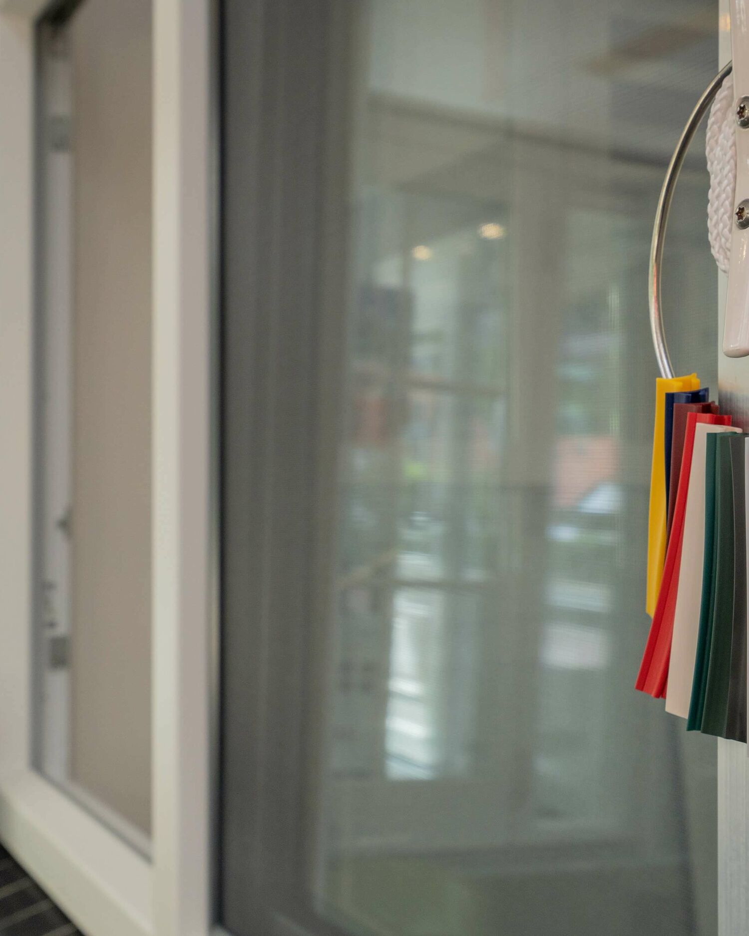 Showroom kleurstaven kozijnen kiezen
